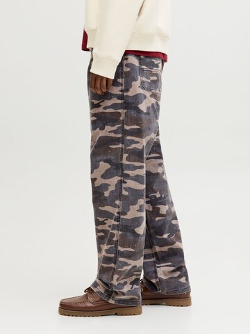 JACK & JONES Regular Trousers in Black