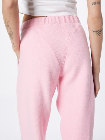 ADIDAS ORIGINALSTapered Hlače 'Loungewear Sweat' - roza boja