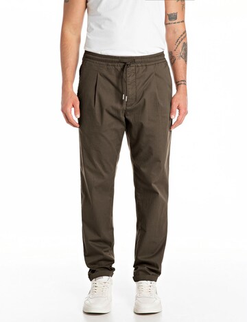 REPLAY Loosefit Hose in Grün: Vorderseite