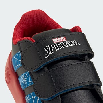 ADIDAS SPORTSWEAR Sneaker 'Adidas x Marvel Spider-Man Grand Court' in Schwarz