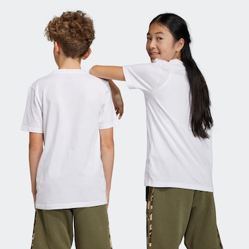 T-Shirt 'Camo' ADIDAS ORIGINALS en blanc