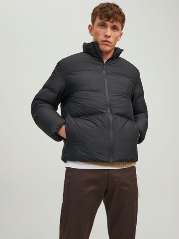 JACK & JONES Winter Jacket in Black: front