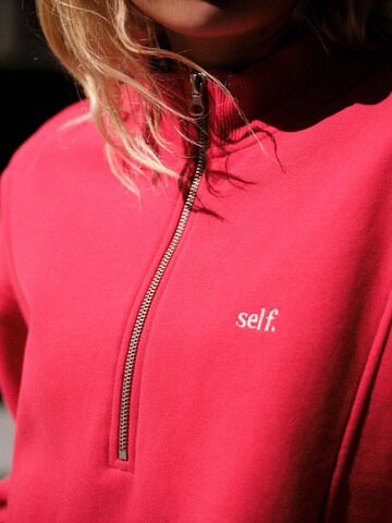 self. Sweatshirt in Red