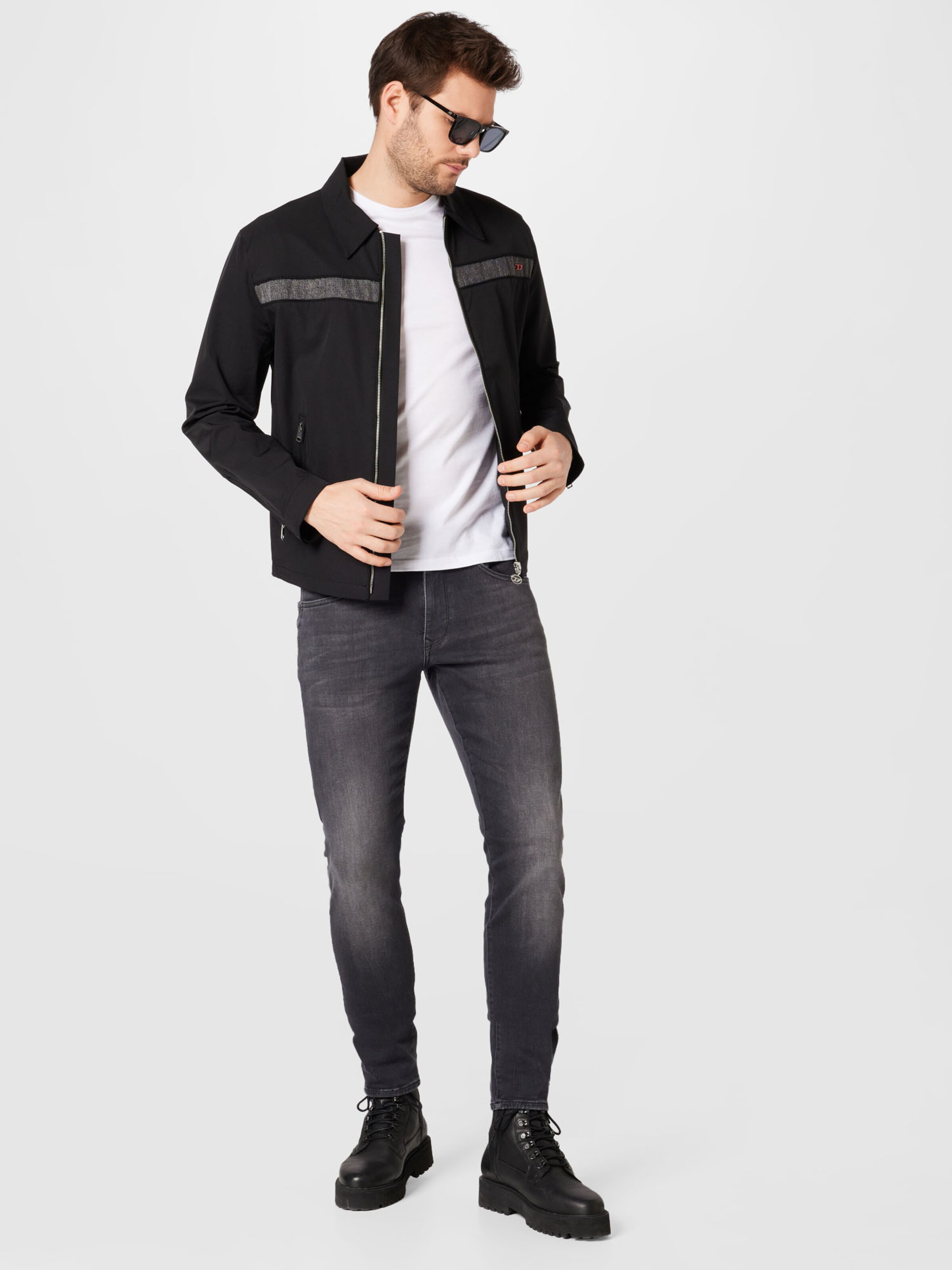 Männer Jacken DIESEL Jacke in Schwarz - IW44884 Männer Jacken DIESEL Jacke in Schwarz - IW44884