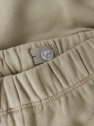 NAME IT - Tapered Pantalón en verde