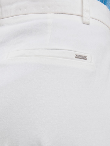 BIG STAR Regular Chino trousers 'Danasi' in White
