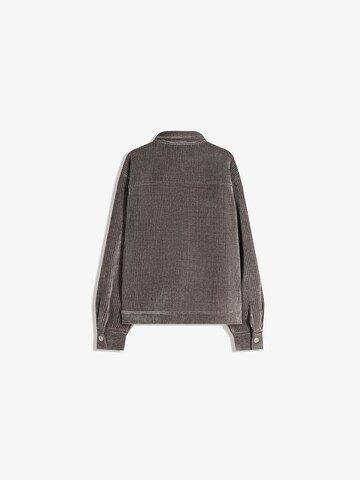 Giacca di mezza stagione di Bershka in grigio