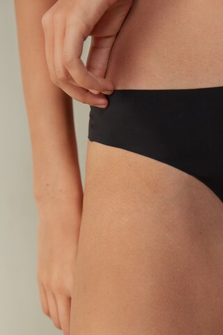 INTIMISSIMI Thong in Black