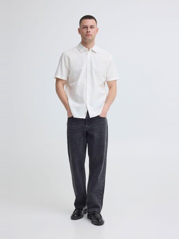 BLEND - Ajuste regular Camisa 'BHAban' en blanco