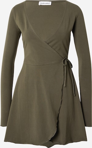 STUDIO SELECT - Vestido 'Willow' em verde: frente