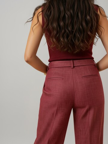 WEARABLE STORIESWide Leg/ Široke nogavice Hlače s naborima 'Daria' - crvena boja