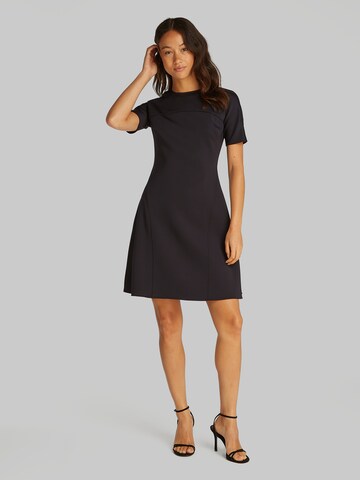Abito di Calvin Klein in nero