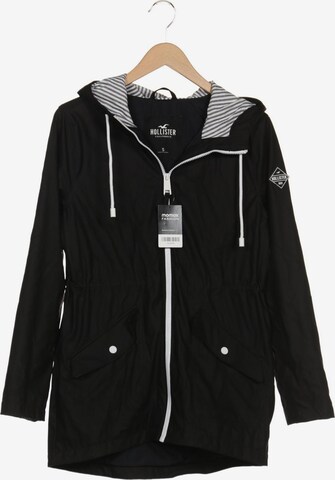 HOLLISTER Jacket & Coat in S in Black: front