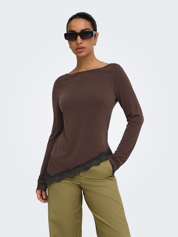 ONLY Top in Bruin: voorkant