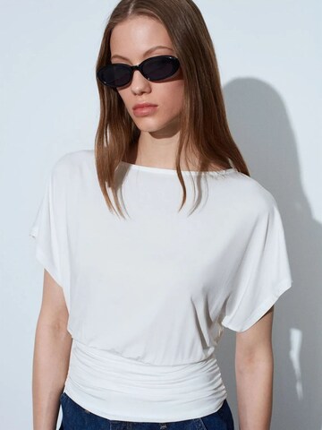 Dilvin T-Shirt in Weiß