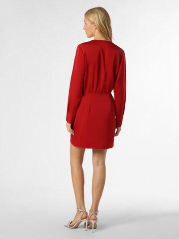 Robe de cocktail Marie Lund en rouge