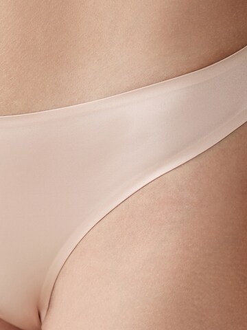 String di ETAM in beige