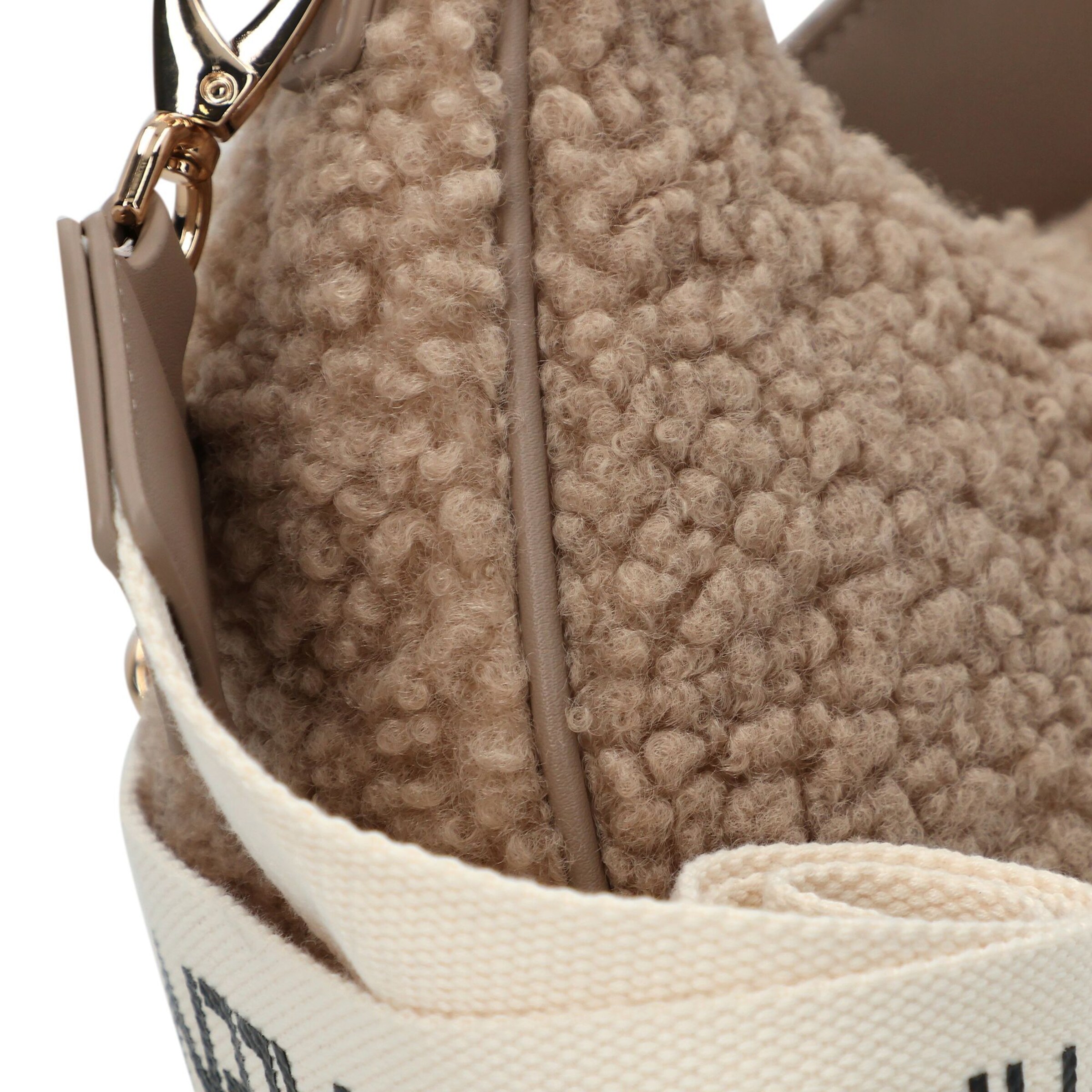 VALENTINO Käsilaukku 'Special Camy' värissä beige