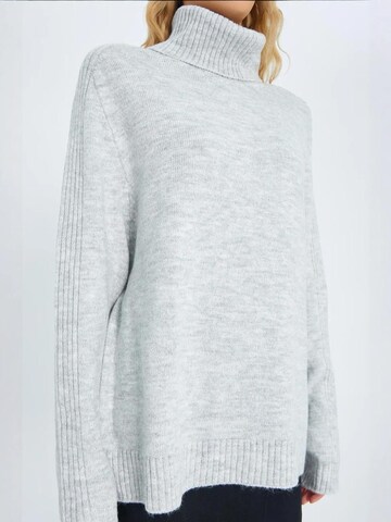 MixRay Sweater in Grey