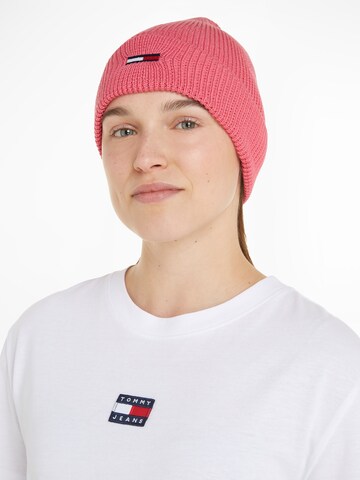 Tommy Jeans Beanie in Pink: front