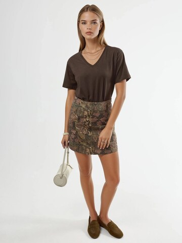Busem Shirt in Bruin