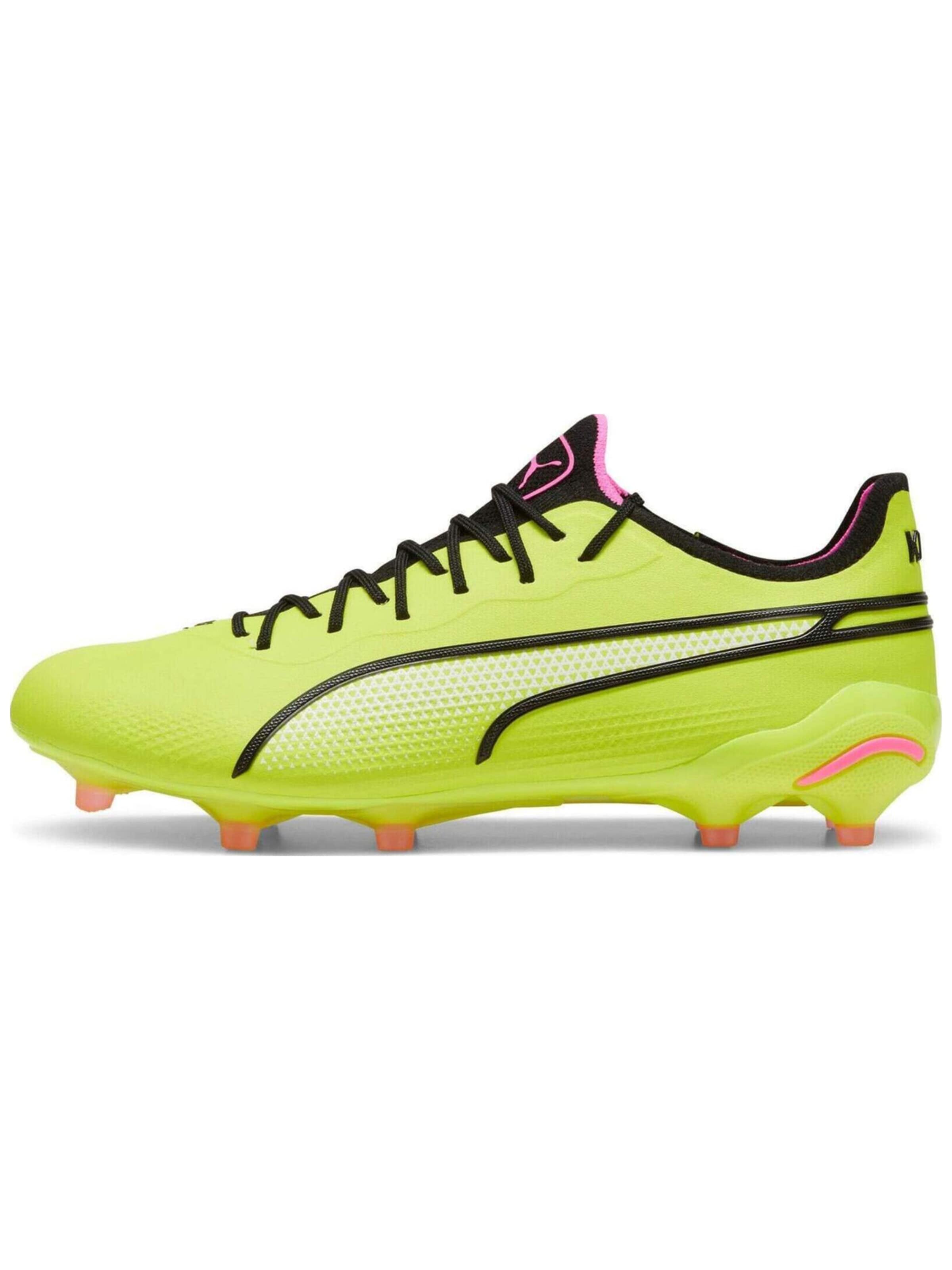 PUMA Soccer shoe 'Puma King Ultimate FG AG' in Green: front
