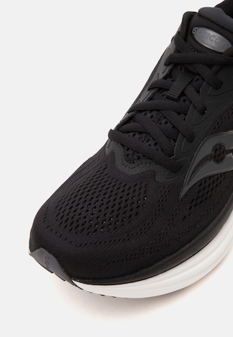 saucony Springsko 'TRIUMPH 24' i svart