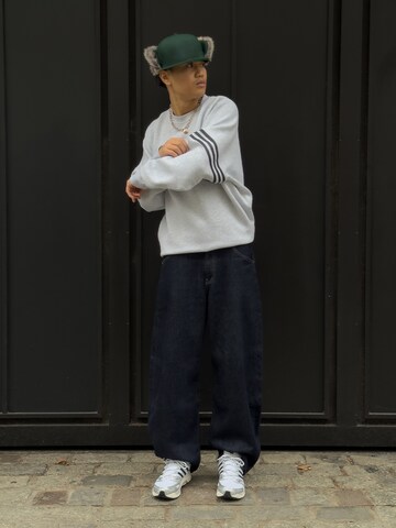 ADIDAS ORIGINALS Sweatshirt 'Neuclassics' in White