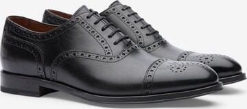 Chaussure à lacets 'Lenox' LOTTUSSE en noir
