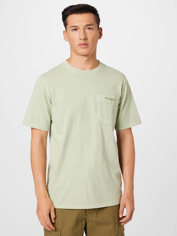 Tricou de la WRANGLER pe verde: față