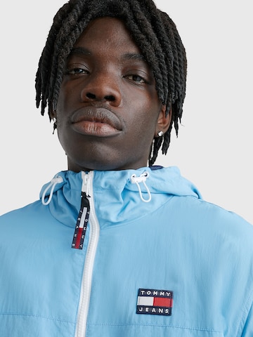 Tommy Jeans Between-Season Jacket 'Chicago' in Blue