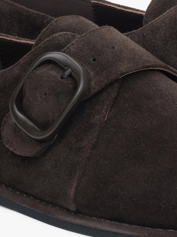 Estro - Zapatillas '5831-1' en marrón