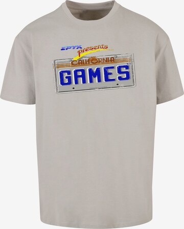 F4NT4STIC Shirt 'California Games Plate Retro Gaming SEVENSQUARED' in Grau: predná strana