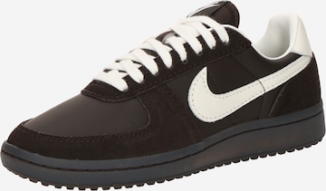 Nike Sportswear Matalavartiset tennarit 'FIELD GENERAL' värissä ruskea: etupuoli