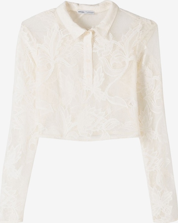 Bershka Pusero värissä beige: etupuoli