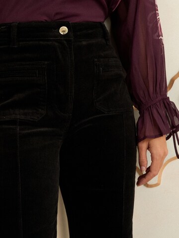 love & roses Boot cut Jeans in Black