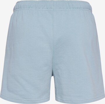 Hummel Regular Shorts 'Shai' in Blau