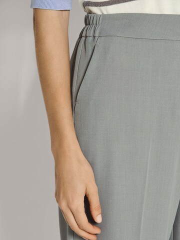 Loosefit Pantalon à plis MADELEINE en gris