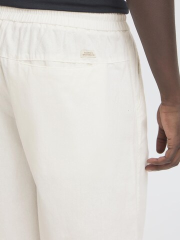 regular Pantaloni chino ' BHBAY LINEN ' di BLEND in bianco