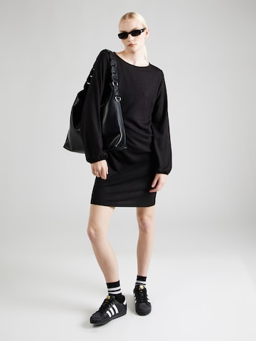 Robe Wallis en noir