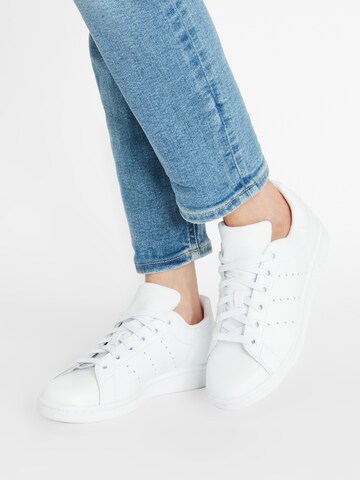 Baskets basses Stan Smith ADIDAS ORIGINALS en Blanc ABOUT YOU