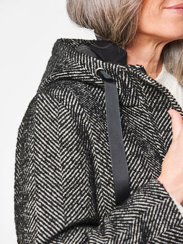 Manteau mi-saison Goldner en noir