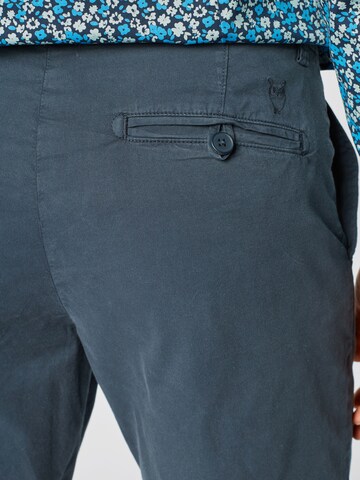 KnowledgeCotton Apparel Regular Chino 'CHUCK' in Blauw