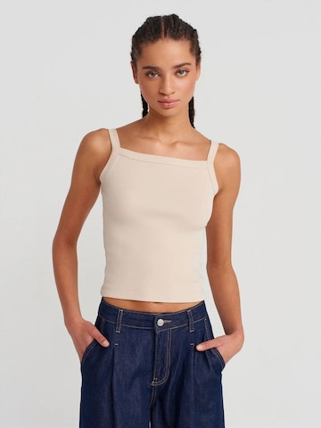 Camicia da donna di Dilvin in beige: frontale