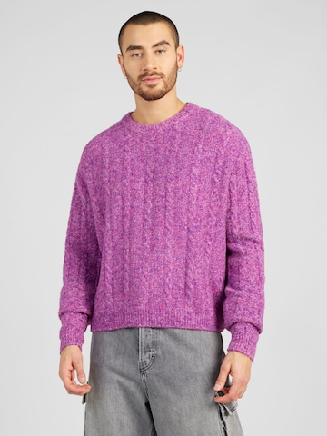 WEEKDAY Sweater 'Jesper' in Pink: front