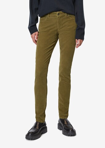 Coupe slim Pantalon 'Alby' Marc O'Polo en vert : devant