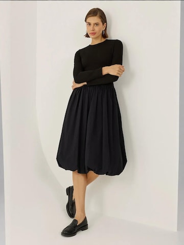 Hiccup Kleid in Schwarz