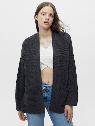 Pull&Bear Knit Cardigan in Black: front