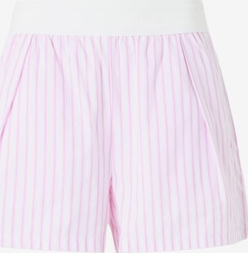 Pantaloni de la Nike Sportswear pe roz: față