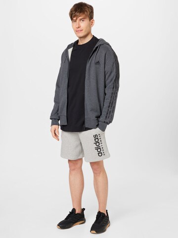 ADIDAS SPORTSWEAR Szabványos Sportnadrágok 'All Szn' - szürke